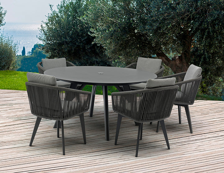 YES 59 Inch Round Table By COUTURE Jardin